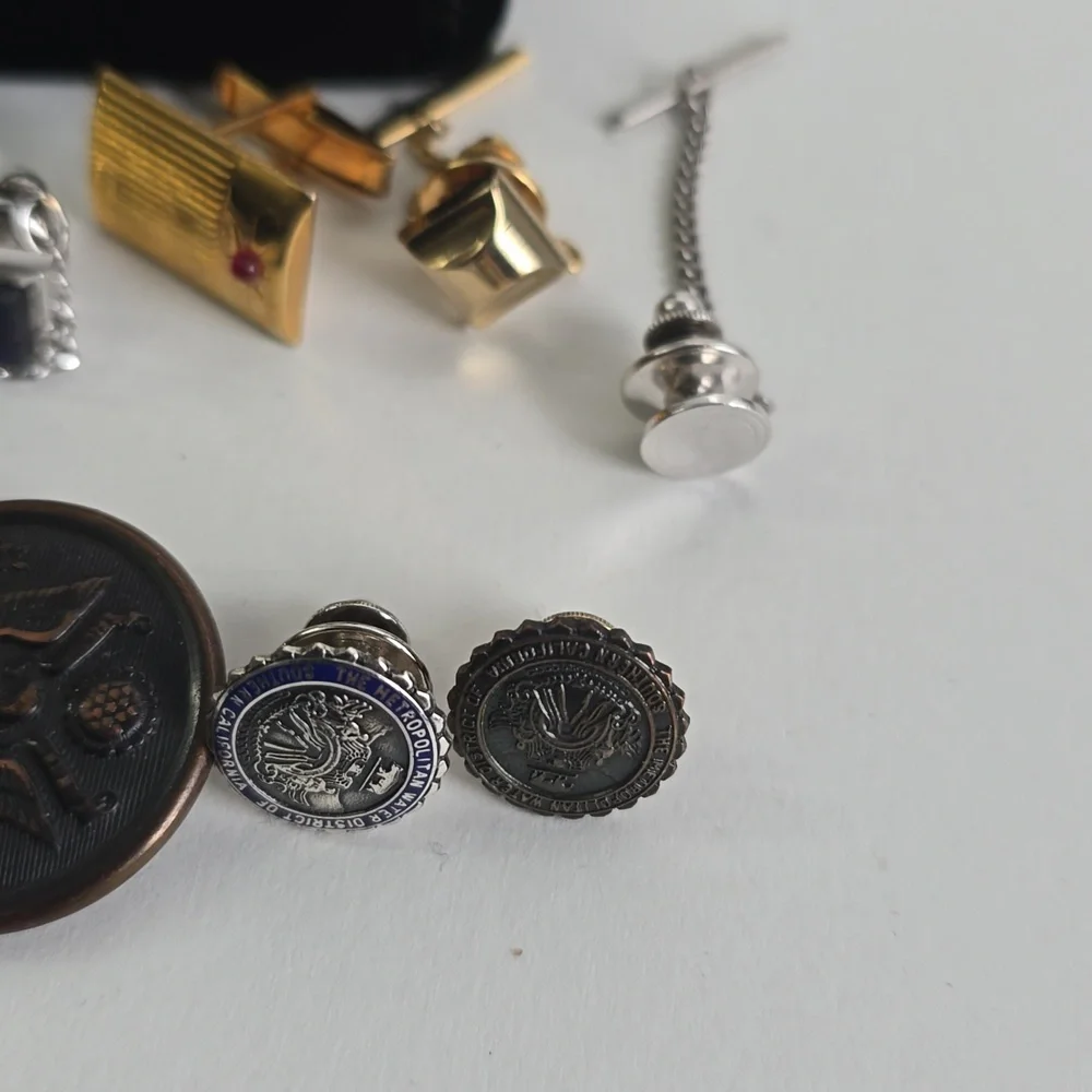 Gold and Silver Men's Accessory Set